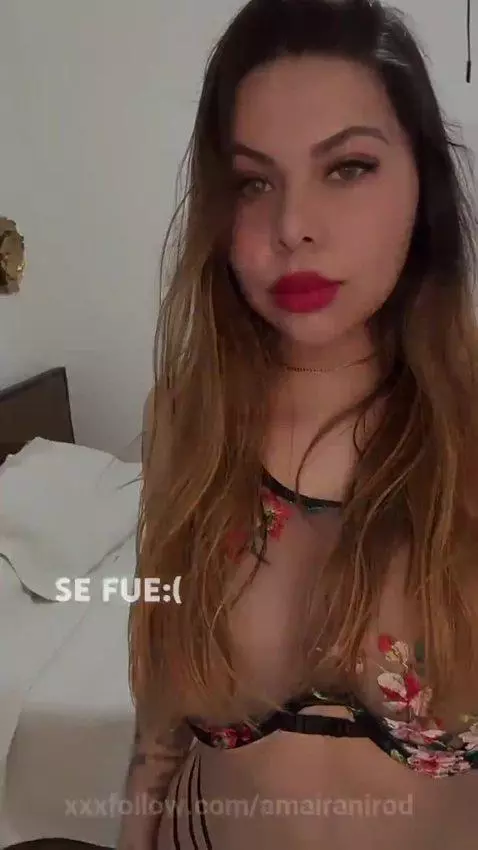 I would like you to take off my lingerie by amairanirod