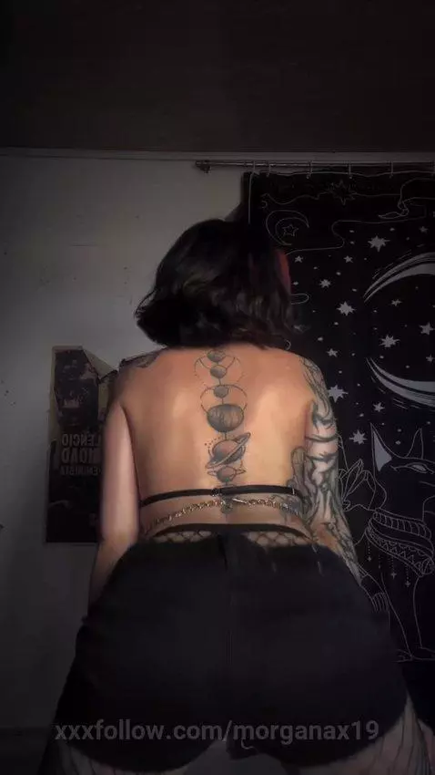 te gusta como me muevo ? by morganax19