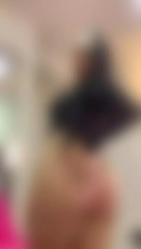 cute slut girl wants some action by liaablakee