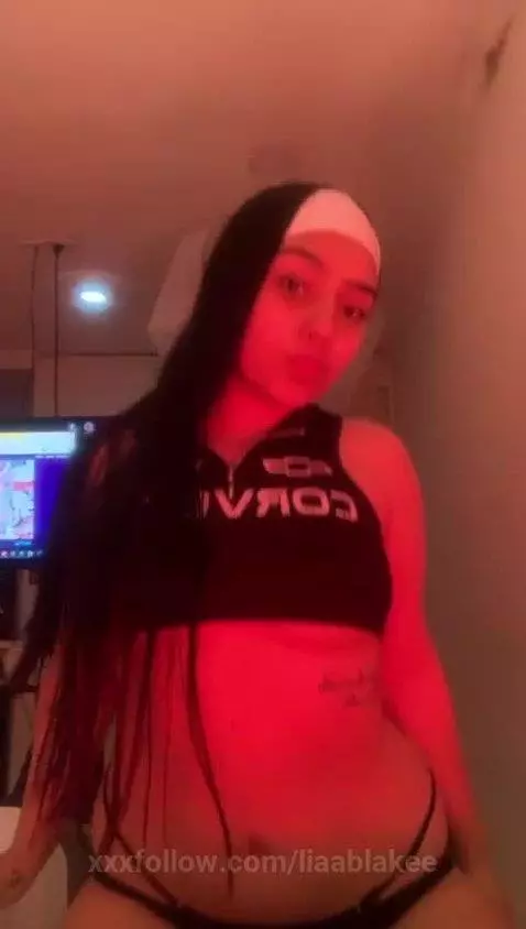 perfect body camwhore by liaablakee