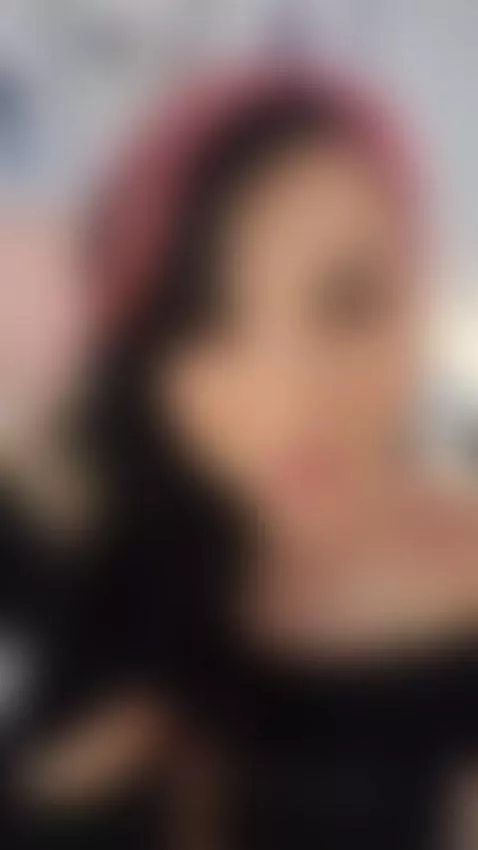 Sucking my fingers, imagine it's your dick by skyypayton