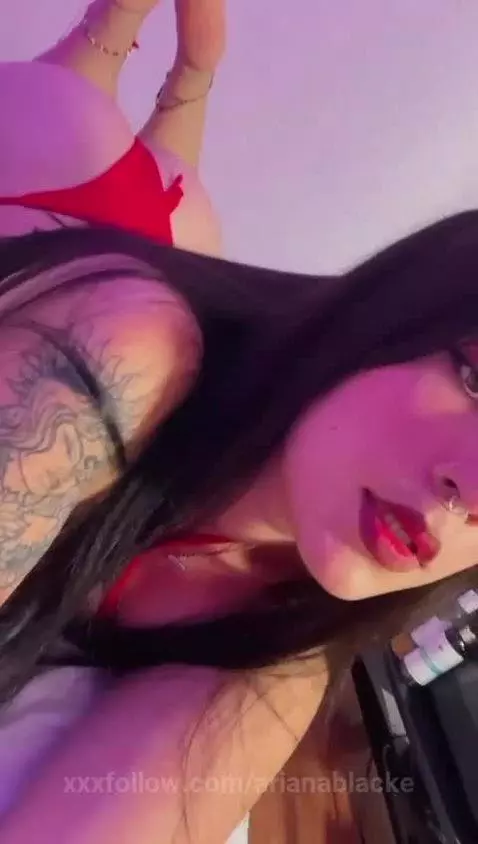 Hey, on line now !! by arianablacke