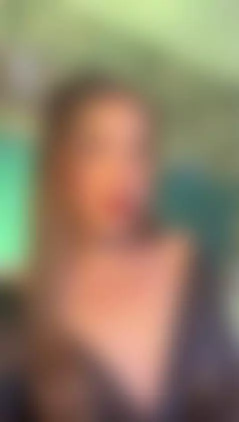 its midweek come here dear by arianablacke