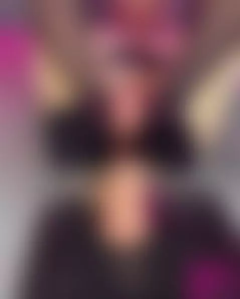 shoejob dildo by camilaplayfull