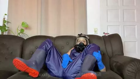 rubbing pussy in rubber suit by camilaplayfull
