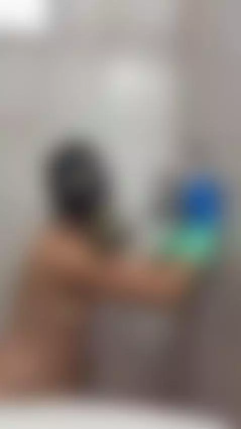 gas mask handjobs by camilaplayfull