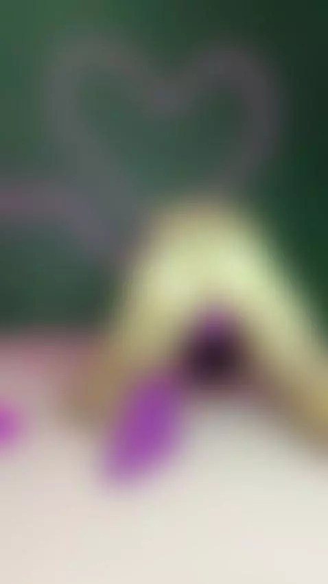 stilettos insertion by camilaplayfull