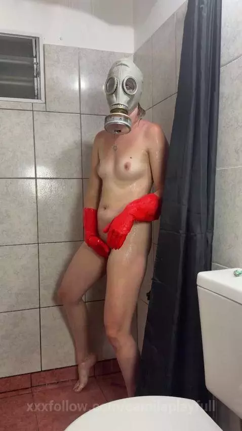 gas mask shower by camilaplayfull