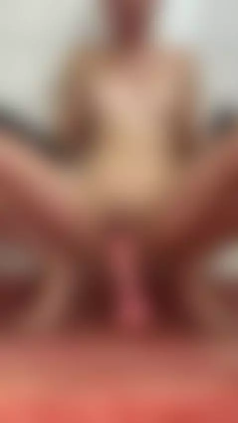 pee in dildo by camilaplayfull