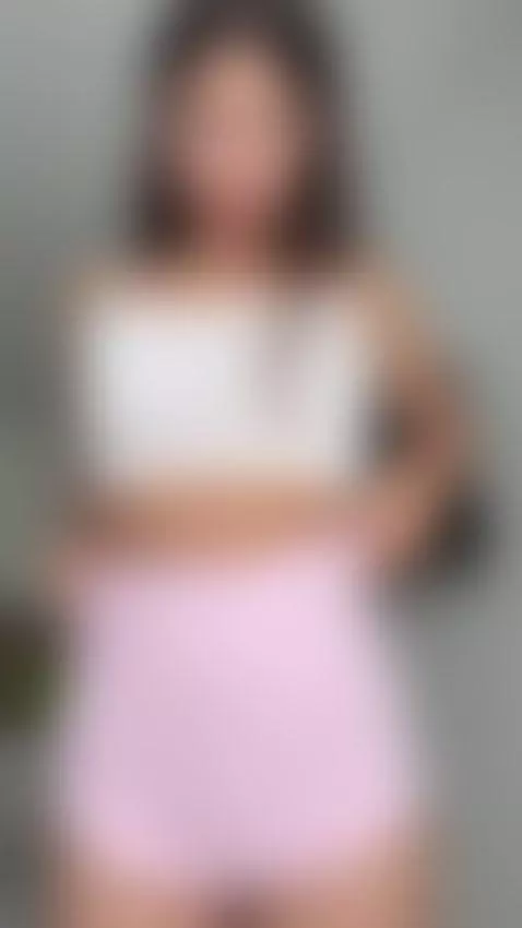 Is this enough to catch your attention? by katecutiepie