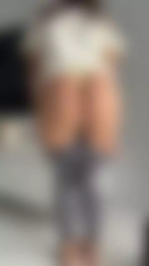 Tell me how good you think I look by katecutiepie