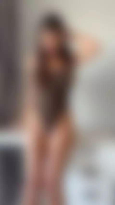 I know you can't resist this goddess body by katecutiepie