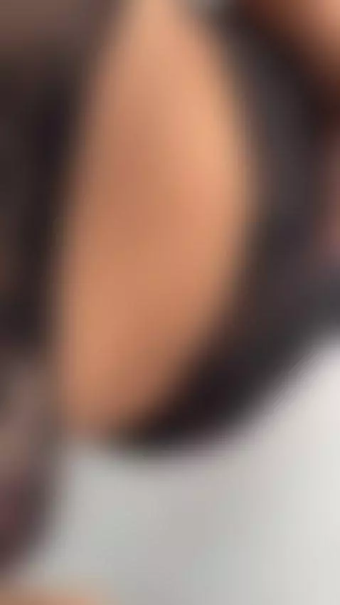 I want you to choke me and give me pleasure by katecutiepie