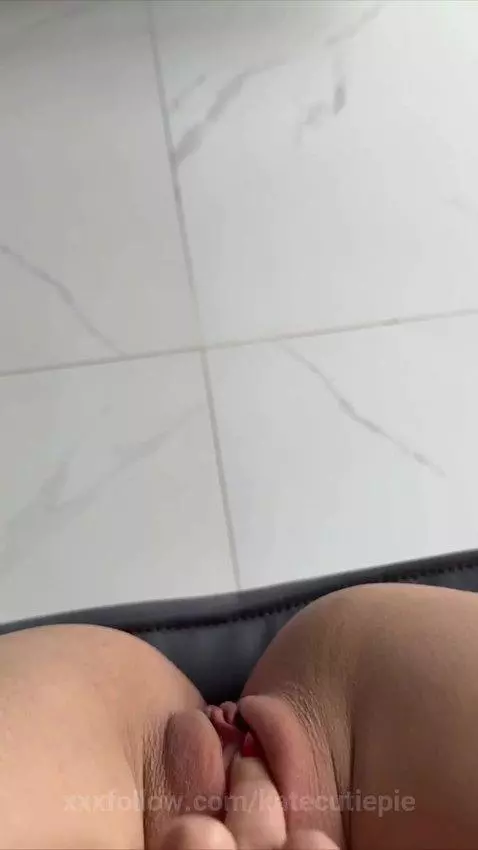 What do you think my body tastes like by katecutiepie