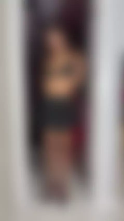 Come take a rest inside me by katecutiepie