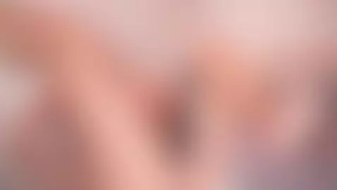 Sensationally vibrant 🍆💦 by missjuliaaa1