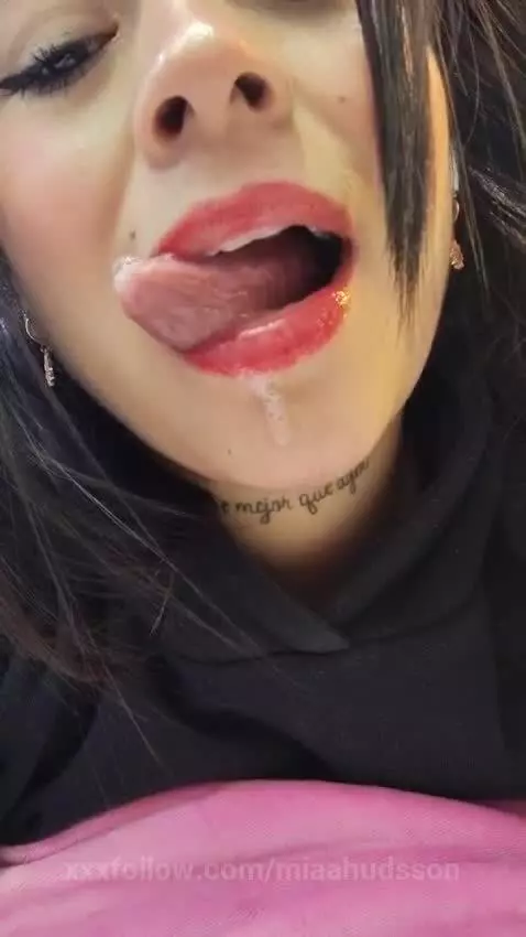 ahegao by miaahudsson