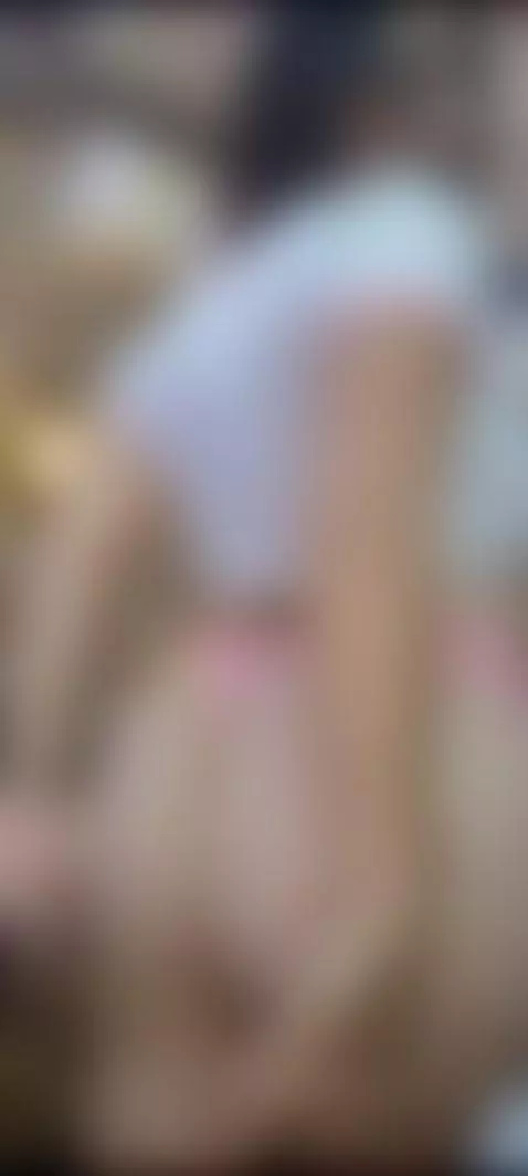 slutty girl spreading her big ass by miaahudsson