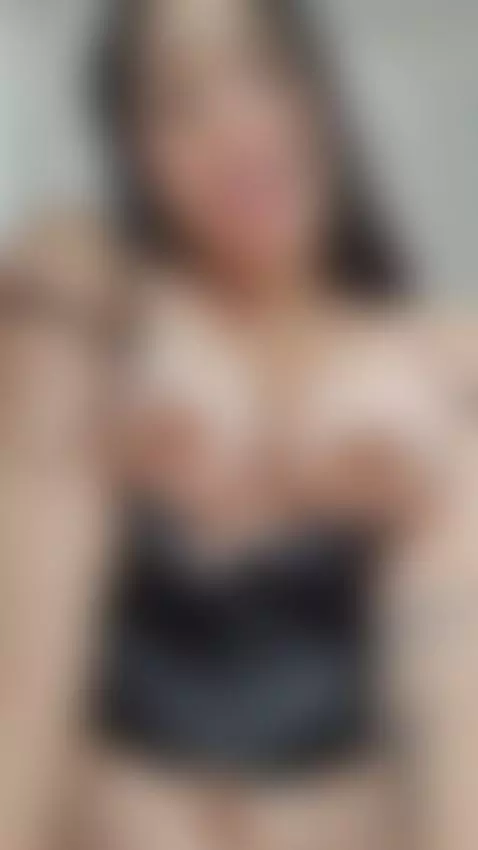 cute slut girl is so horny by miaahudsson