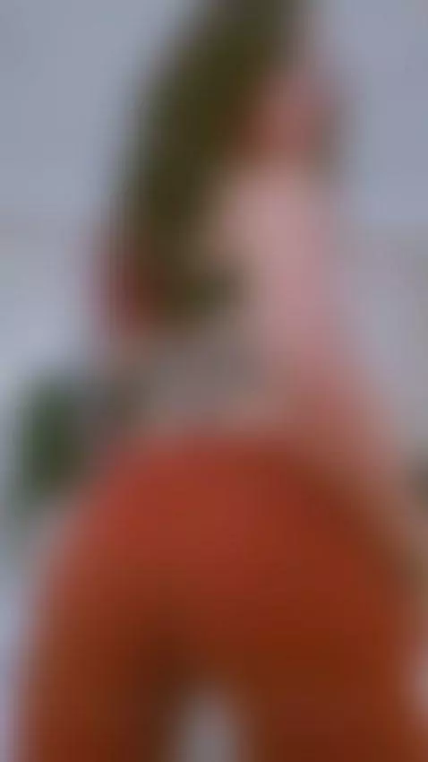 twerking my perfect ass by scarlettosborn