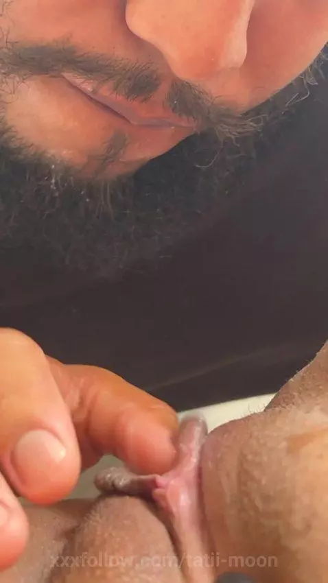 I'm so wet 🥵 by tatii-moon