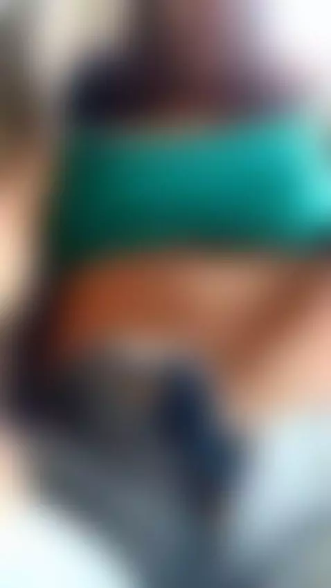 Latina caliente masturbandose en el bus, part 2 by ashlee-naiira