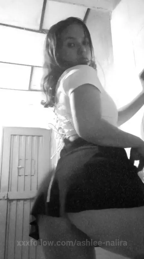 😏🙊 by ashlee-naiira