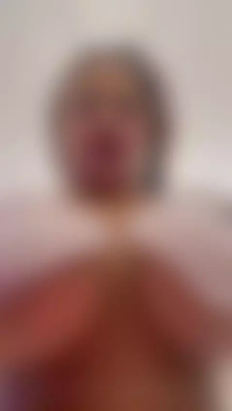 bouncing boobs by siennascott