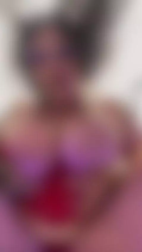 huge tits by siennascott