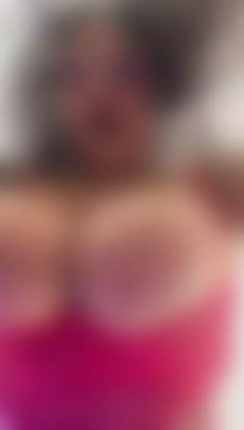 huge boobs, big nipples, so horny by siennascott