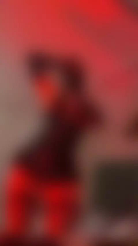 LATEX QUEEN! by julietarussell