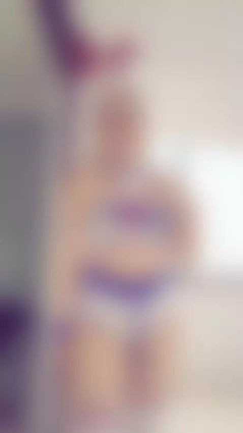 oh lola 🔥:3 by kathesweetness