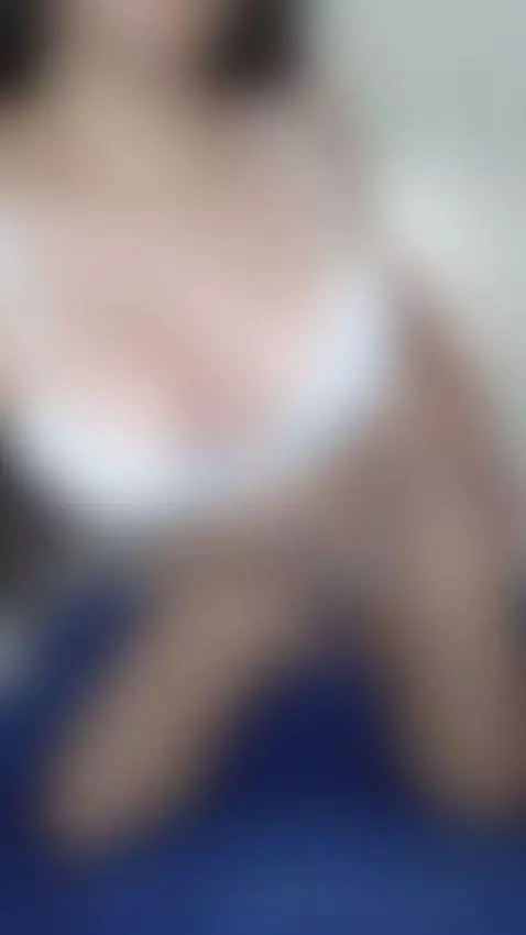 Shall we get naughty??😘 by lindaemma98