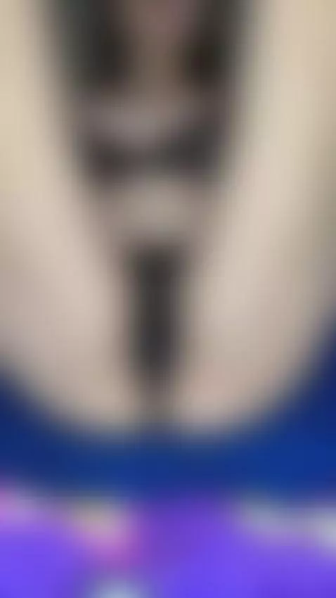 I want your gaze between my legs by lindaemma98