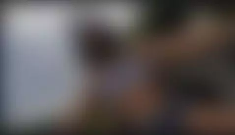 when we go out to shoot and she is driving  
cuando salimos ... by lascolombianas