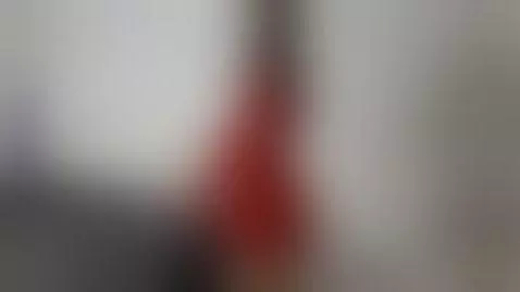 te gusta el rojo 😏 by lascolombianas