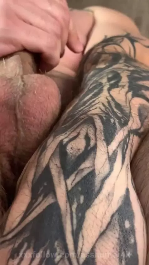 Right now you are crossing the link and we communicate with ... by asshunter4k