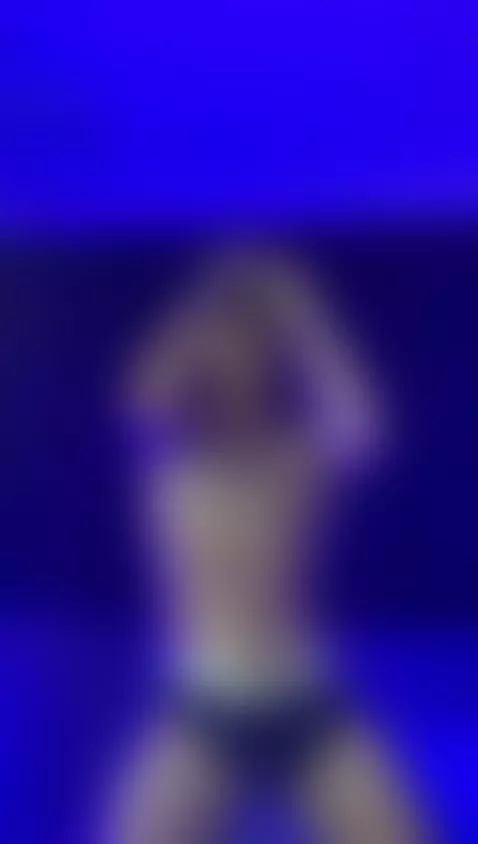 Tell me, do you like to observe ... or participate? 😏 In my ... by colstorw