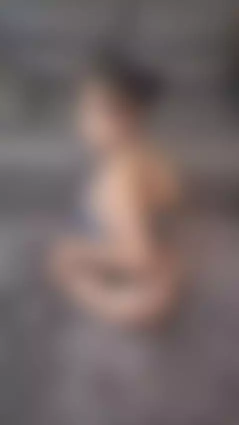 Raise my skirt, my ass is tight by emilyblack69