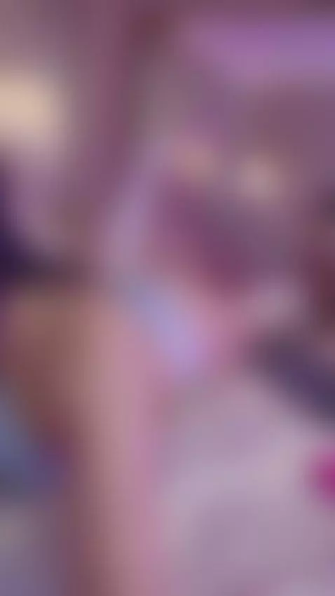 Mmm ... don't make the shy, you're looking at me like this by emilyblack69