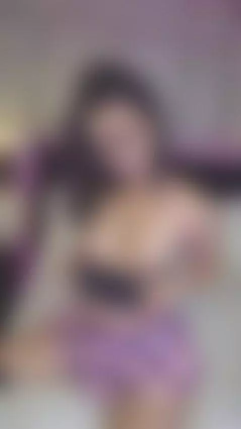 I look sweet ... but so wet, other desire wakes me up. by emilyblack69