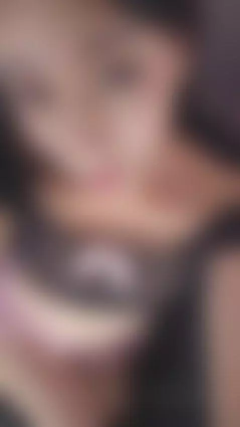 Not only do you see me ... you also want me by emilyblack69