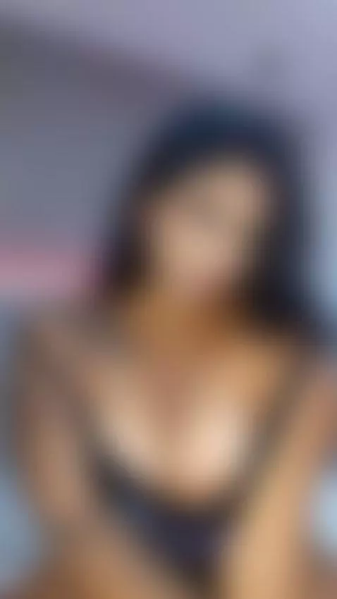 Moviéndome como te gusta 😍 by sofiaalvarezz