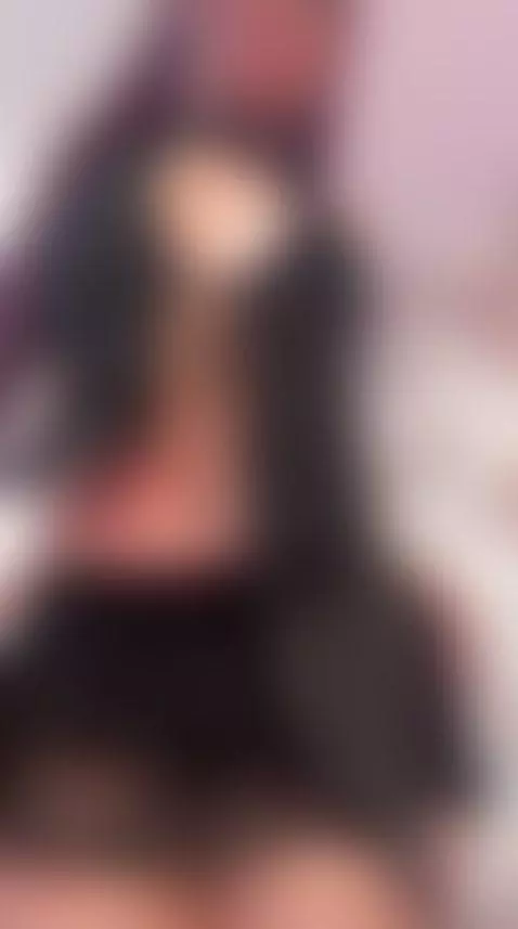 I’d edge you so hard you’d beg on your knees by erinspark