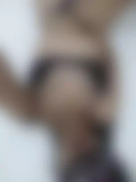 Empezando el dia con una buena Manoseada... 🥴🥴 by liliibaby