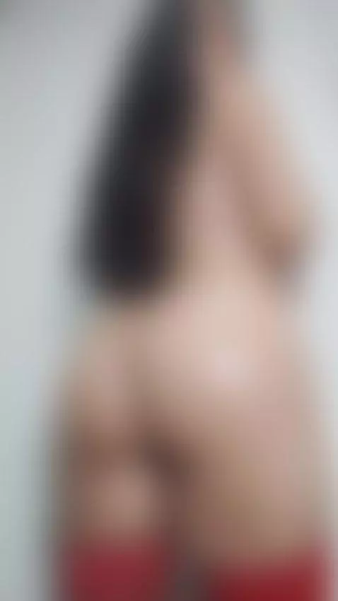 slow motion oiled up ass! Full vid for FREE in my Onlyfans 💙... by candygiirl25