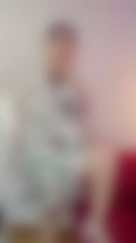 sexy big and sensual girl by kathalayagray