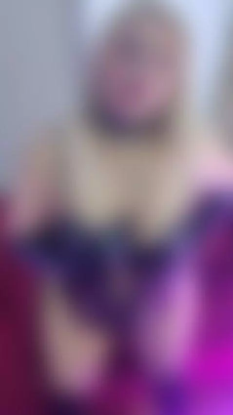 spank me!😏🤤 by kathalayagray