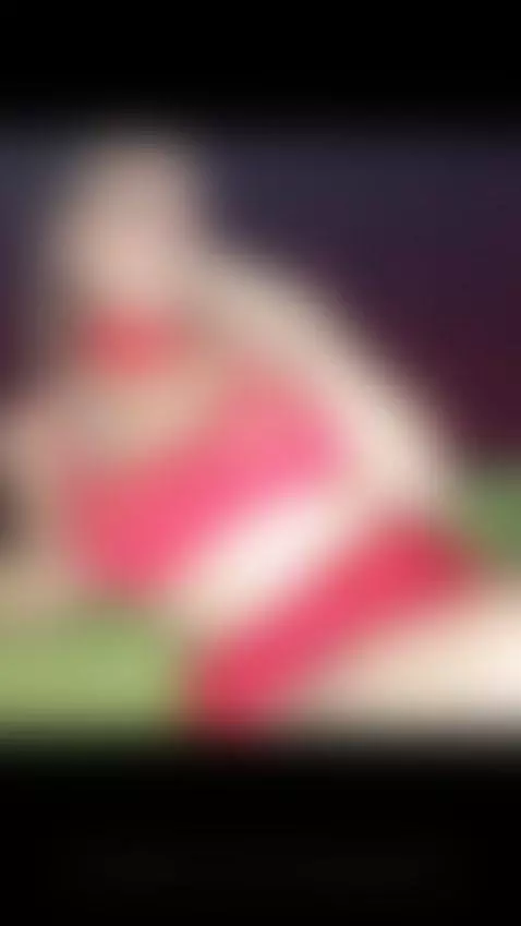 I love to smoke and seduce by sweetjacque