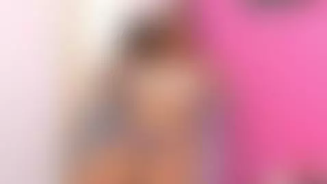 I would love to feel your kisses on my tits 🫦🍒🤤 by yourbonnieee